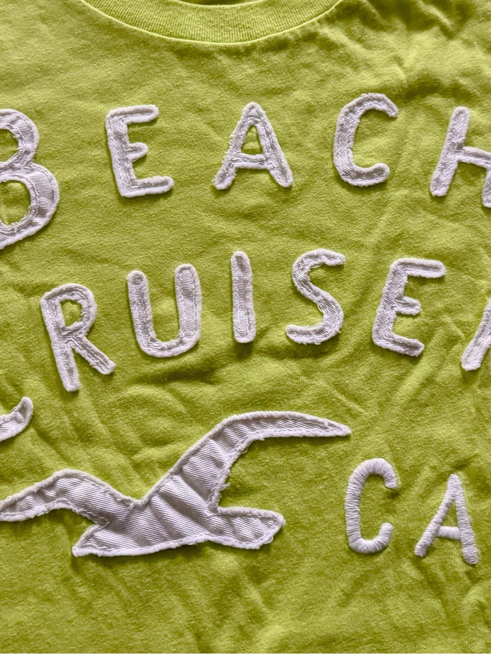 Hollister ladies "Beach Cruiser" Lime Green Graphic Tee - Picture 3 of 3